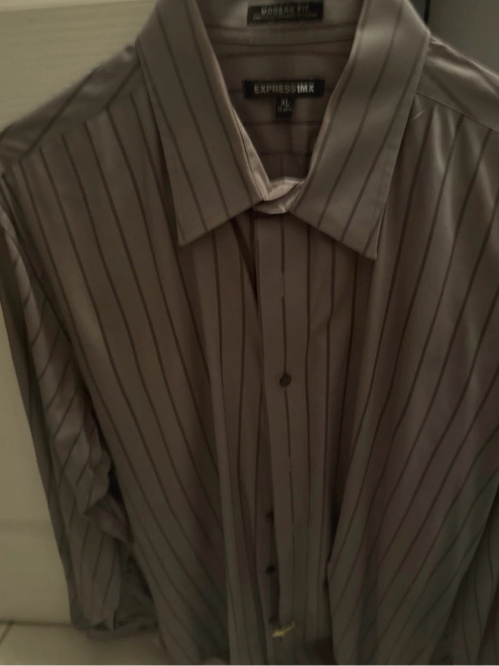 Express Men’s Gray Pinstripe Dress Shirt